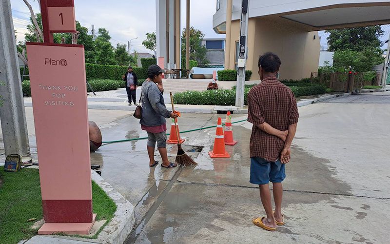 หมู่บ้าน พลีโน่ สายไหม